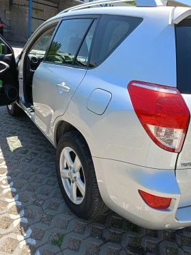 Toyota Rav4 2.2 D4D 136 кс.4х4 2006г., снимка 13