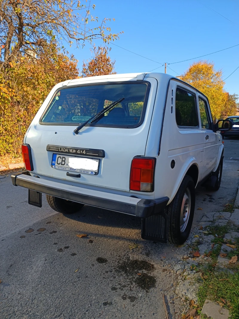 Lada Niva 1.7, снимка 9 - Автомобили и джипове - 44613271