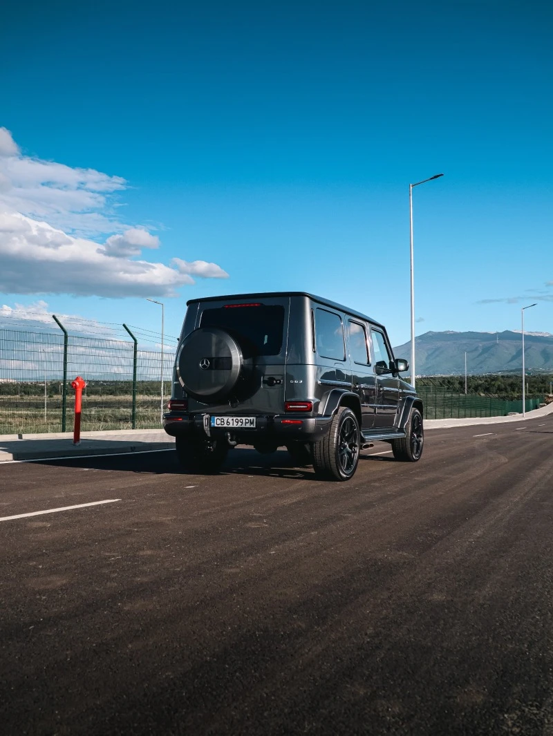 Mercedes-Benz G 63 AMG Burmester/Massage/FULL, снимка 4 - Автомобили и джипове - 47303935