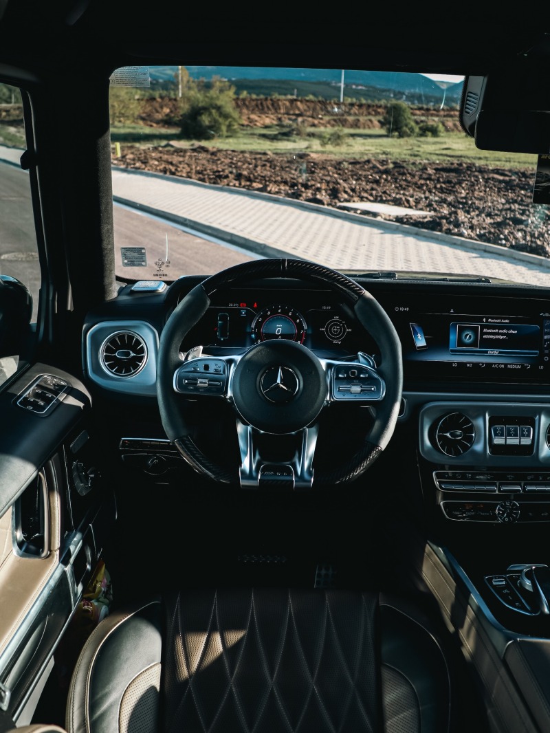 Mercedes-Benz G 63 AMG Burmester/Massage/FULL, снимка 11 - Автомобили и джипове - 46456797