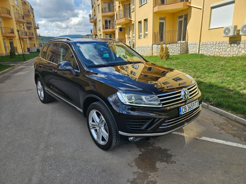 VW Touareg 3.0TDI, снимка 1 - Автомобили и джипове - 47294095