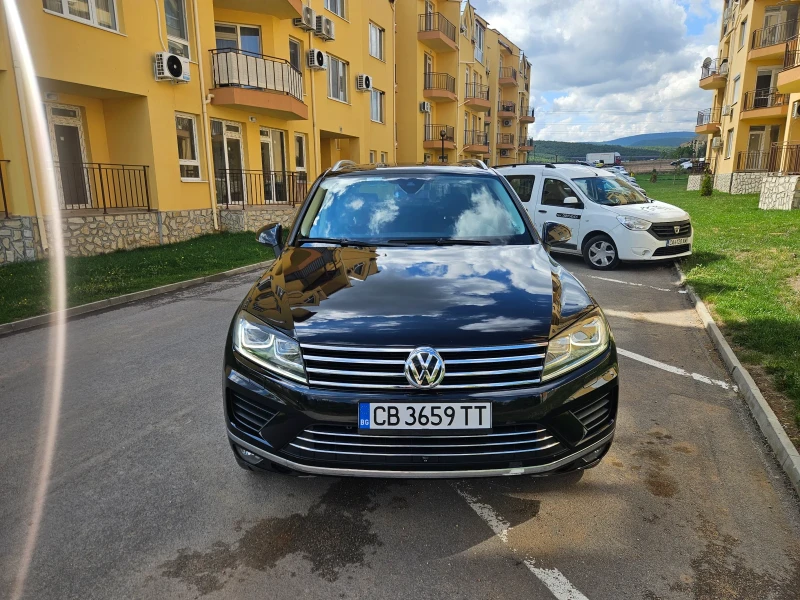 VW Touareg 3.0TDI, снимка 3 - Автомобили и джипове - 47412665