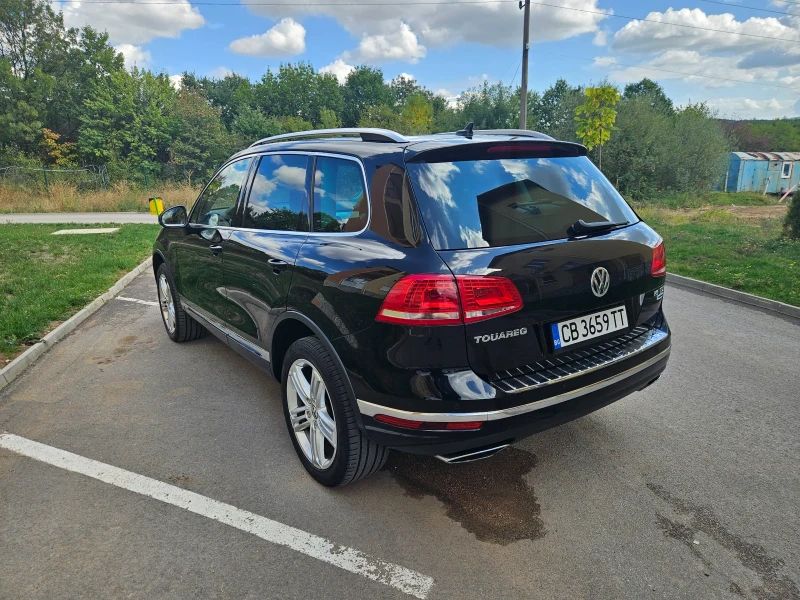 VW Touareg 3.0TDI, снимка 6 - Автомобили и джипове - 47476901