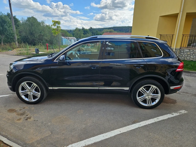 VW Touareg 3.0TDI, снимка 7 - Автомобили и джипове - 47294095