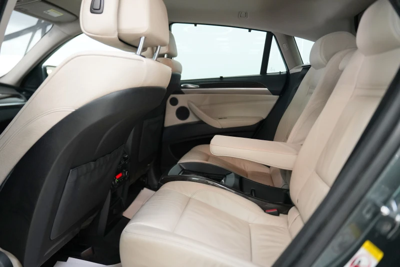 BMW X6 3.5i xDrive, снимка 11 - Автомобили и джипове - 51108081