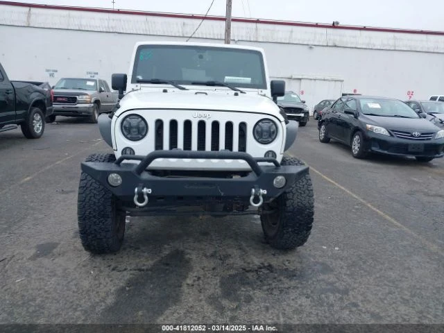Jeep Wrangler Unlimited Rubicon* Клип на мотор* Ръчка* 4X4*  - изображение 2