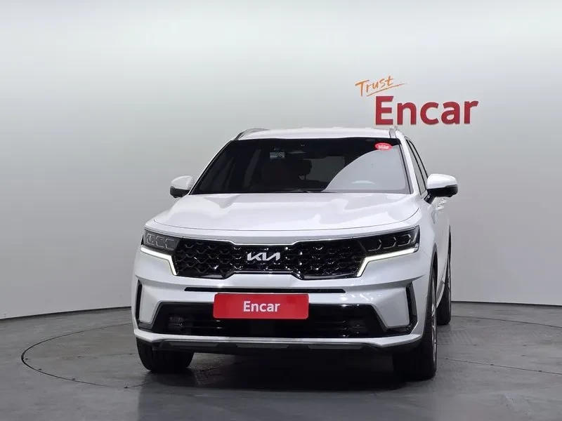 Kia Sorento 2.2 CRDi Signature   2022 модел   Full   ТОП ЦЕНА, снимка 3 - Автомобили и джипове - 55048009