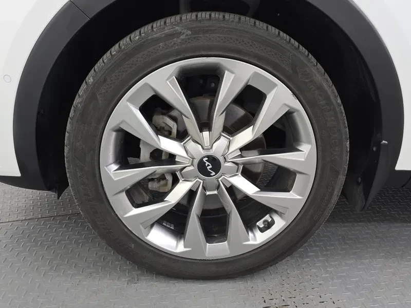 Kia Sorento 2.2 CRDi Signature   2022 модел   Full   ТОП ЦЕНА, снимка 4 - Автомобили и джипове - 55048009