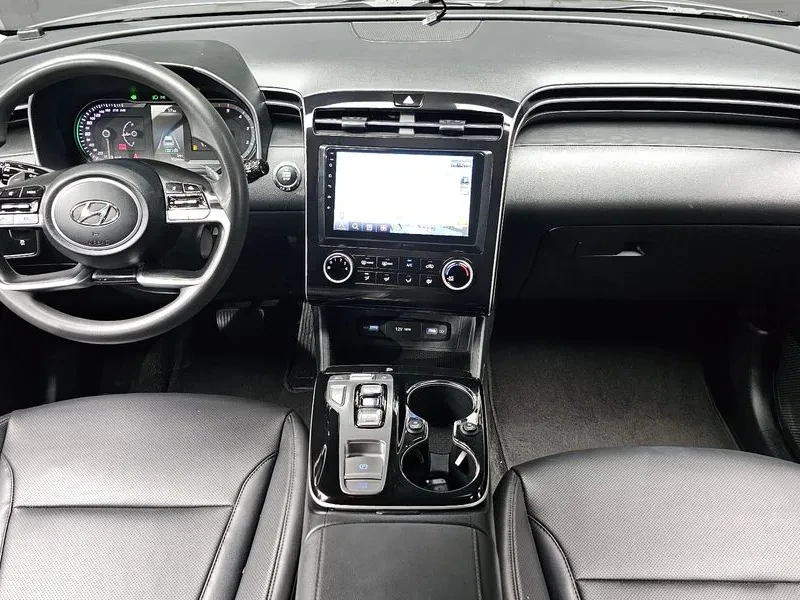 Hyundai Tucson 2.O 4WD MODERN, снимка 7 - Автомобили и джипове - 55733125