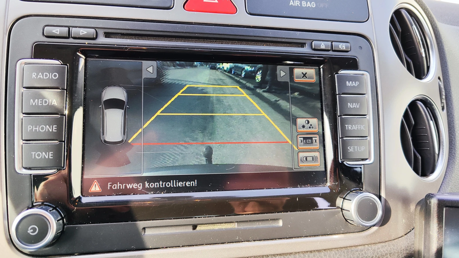 VW Tiguan 2.0 TDi 44   | Mobile.bg   11