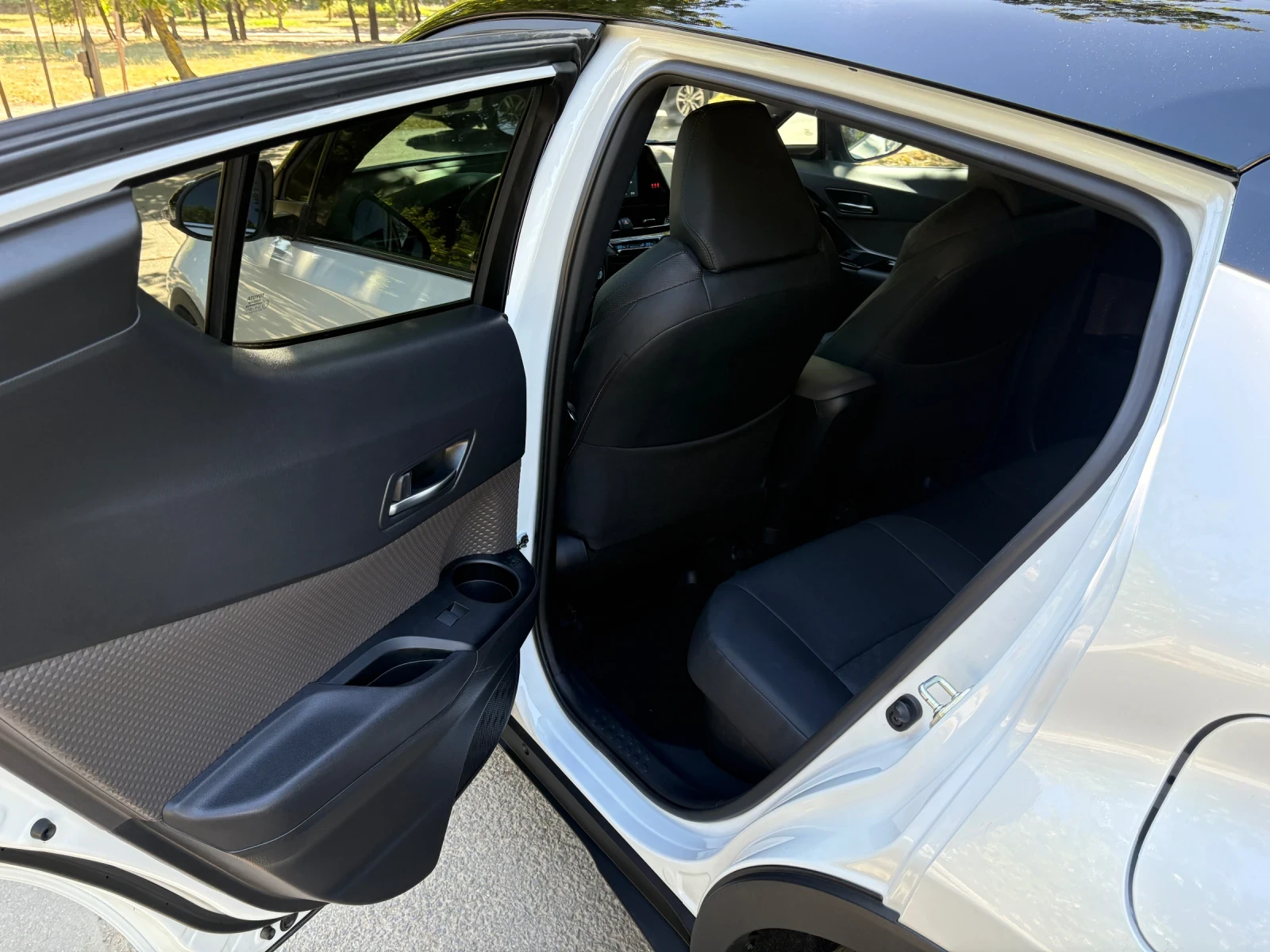 Toyota C-HR 2.0 HYBRID  - изображение 9