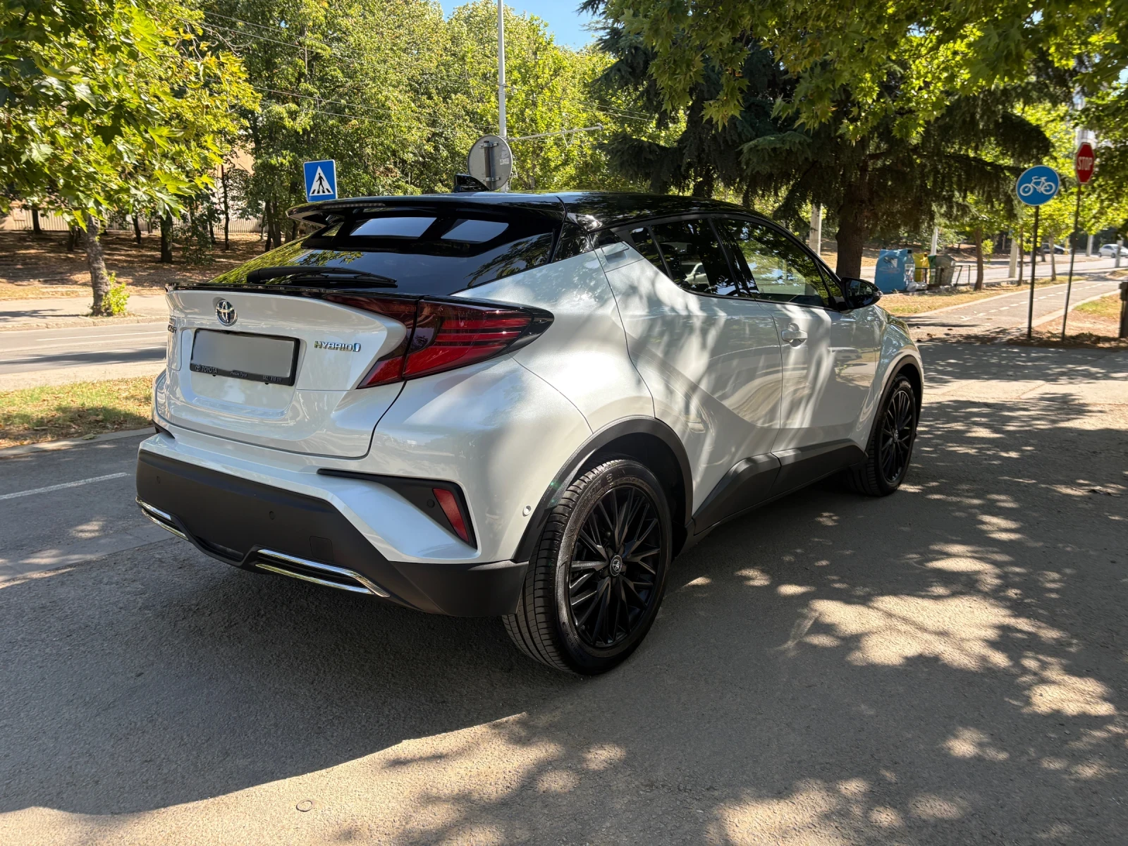 Toyota C-HR 2.0 HYBRID  - изображение 3