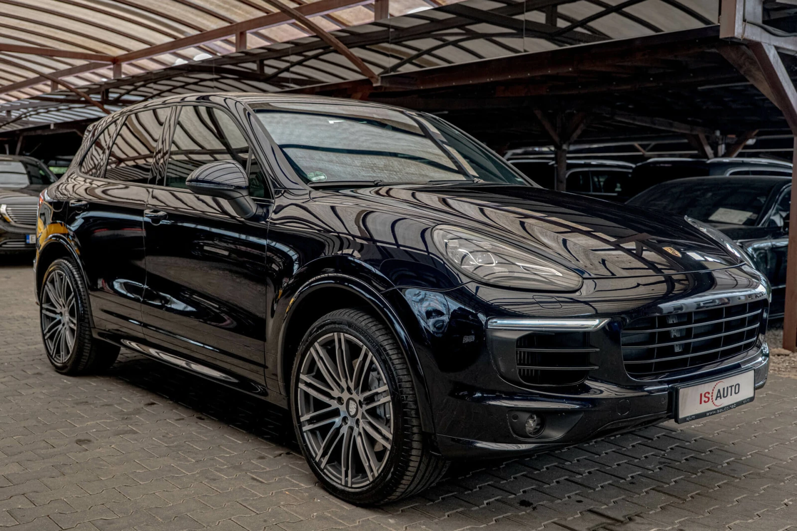 Porsche Cayenne 4.2TDI/PDLS/PASM/Burmester/Ambient/Sport Plus/Подг - изображение 3