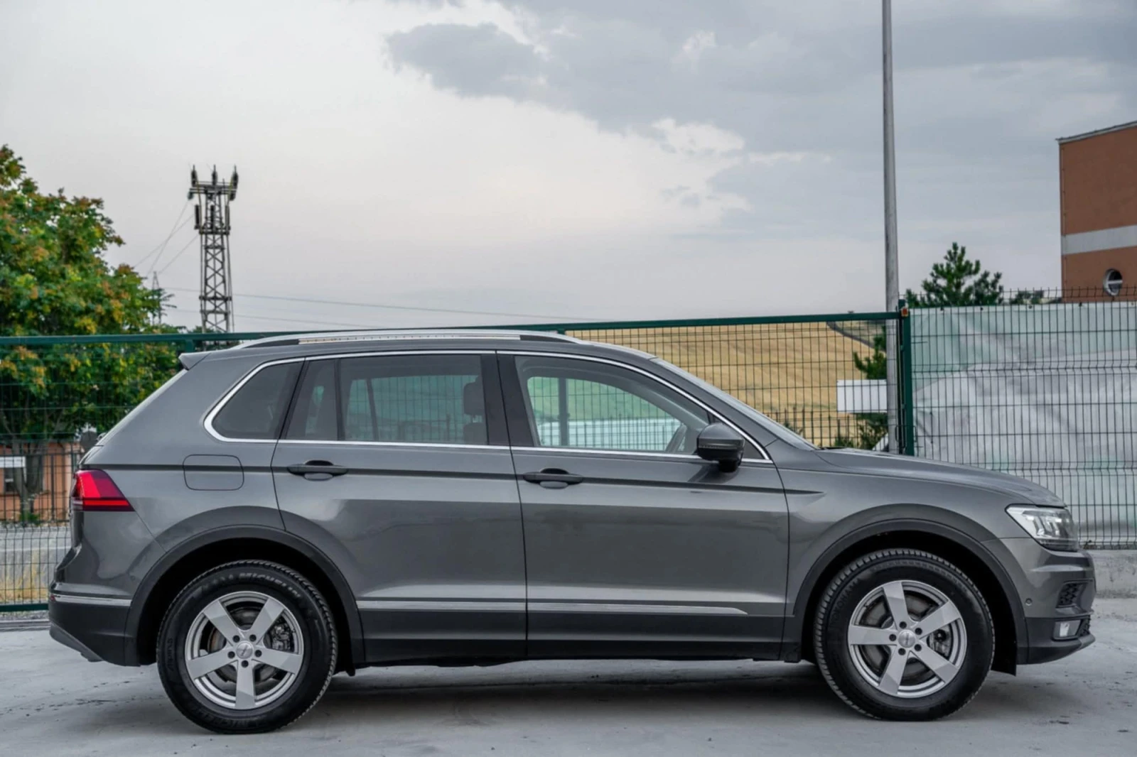 VW Tiguan 2.0TDI/DSG/HIGHLINE/4MOTION/SCR/DIGITAL - изображение 8