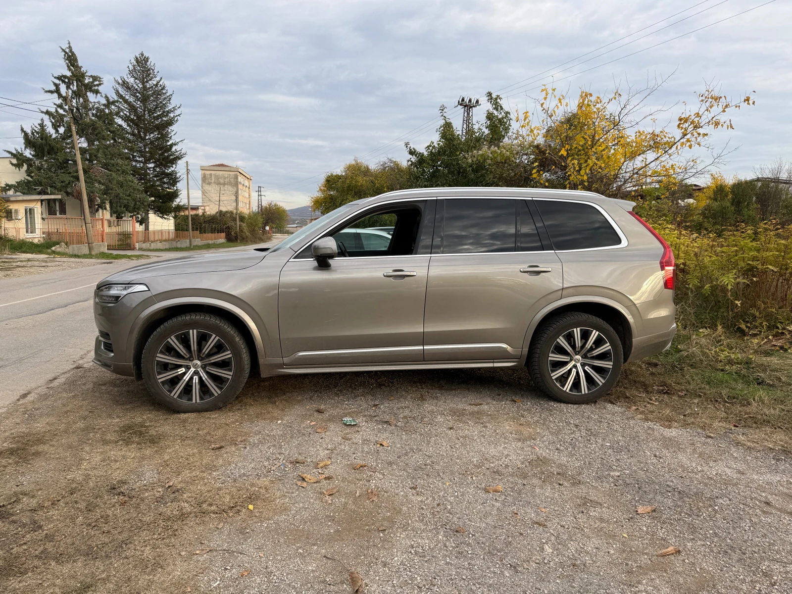 Volvo Xc90 mild hybrid - изображение 2