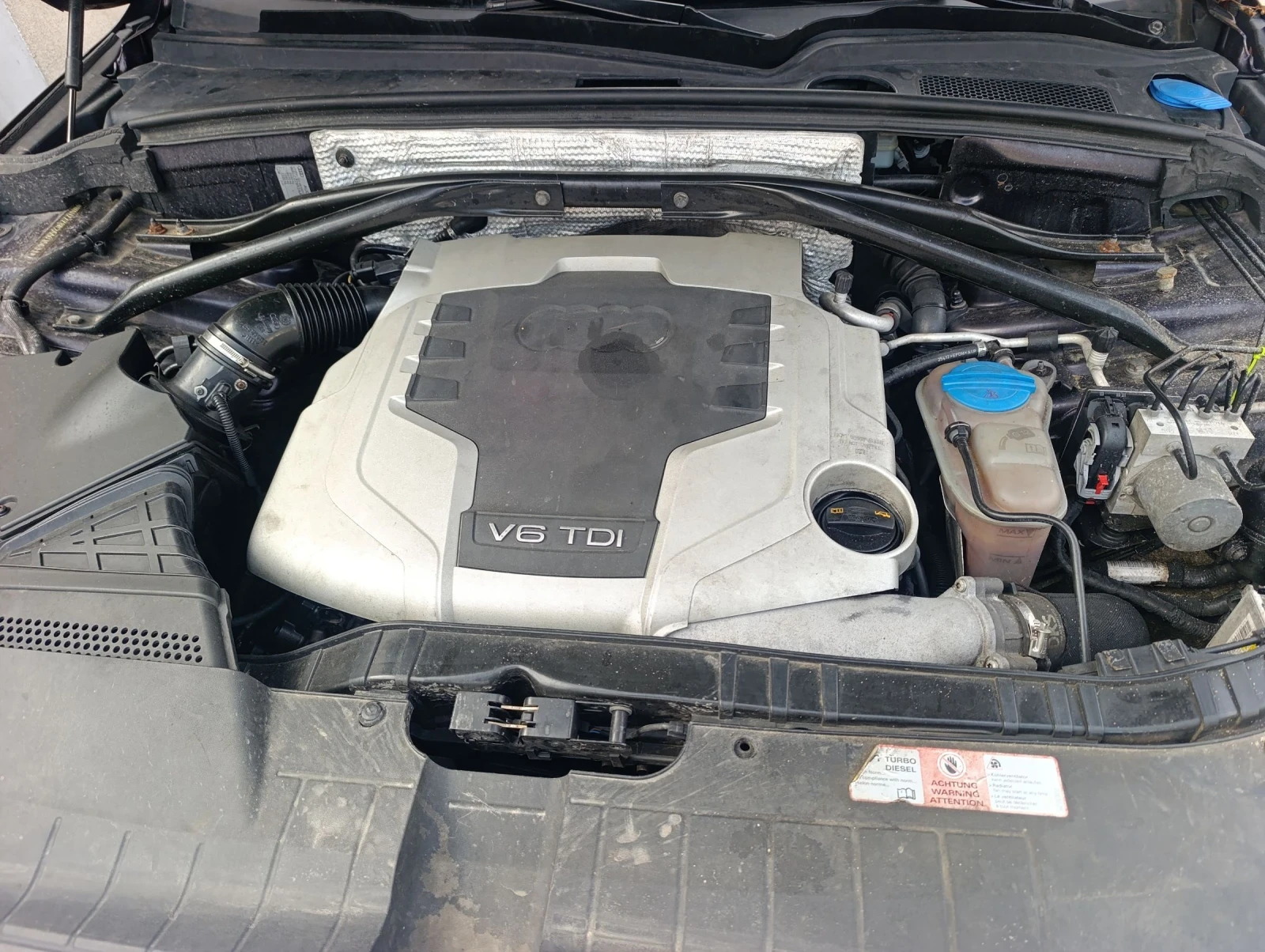 Audi Q5 Q5 3.0tdi  2010г s line , снимка 17 - Автомобили и джипове - 53803627