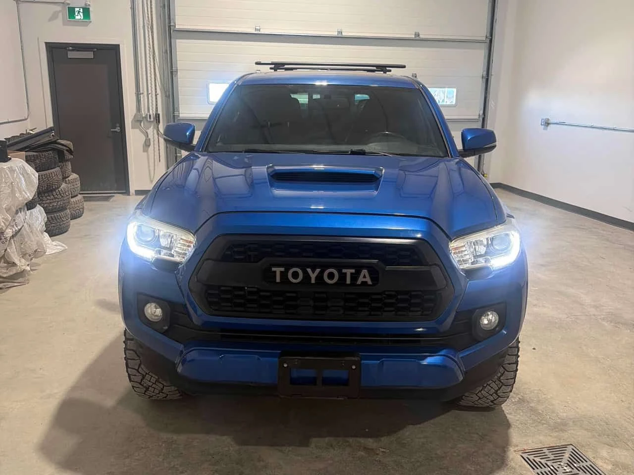 Toyota Tacoma * SR5 * АВТОКРЕДИТ БЕЗ ПЪРВНОАЧАЛНА ВНОСКА* , снимка 17 - Автомобили и джипове - 54680918