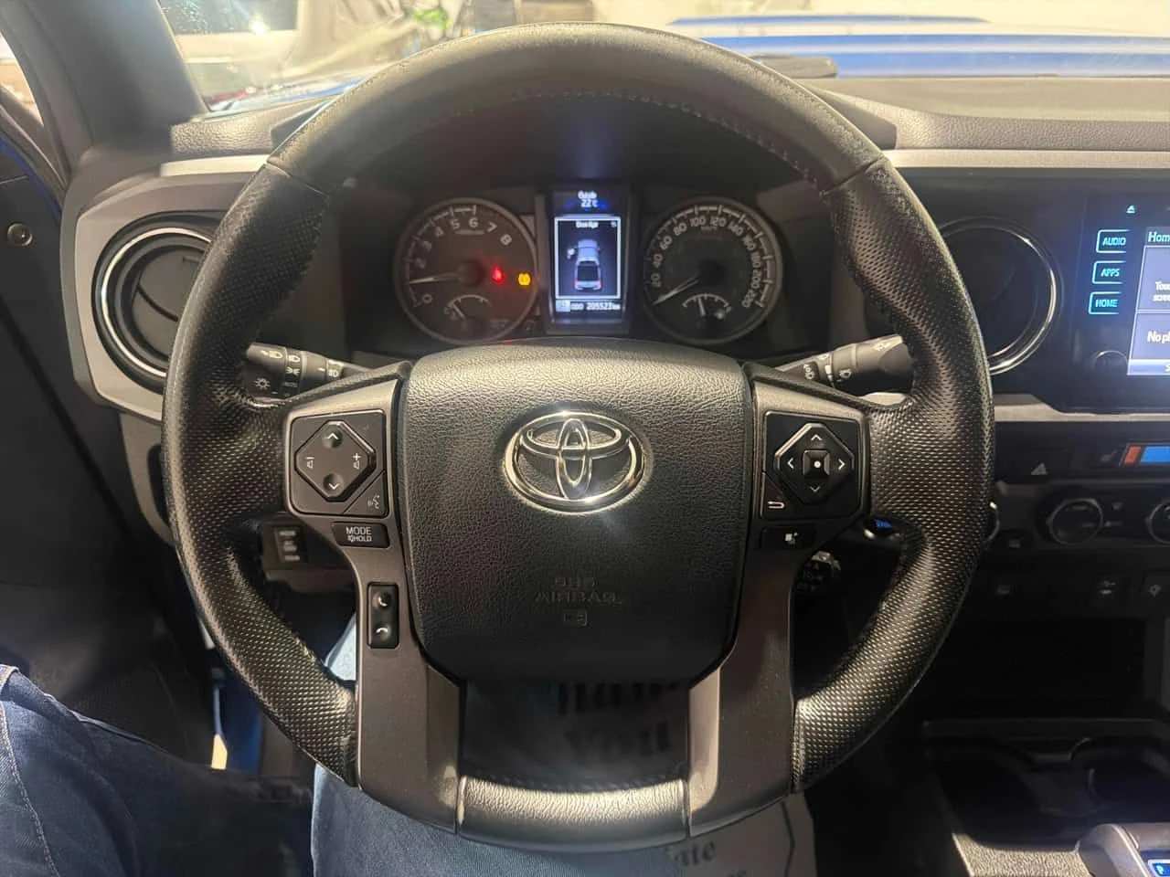 Toyota Tacoma * SR5 * АВТОКРЕДИТ БЕЗ ПЪРВНОАЧАЛНА ВНОСКА* , снимка 10 - Автомобили и джипове - 54680918