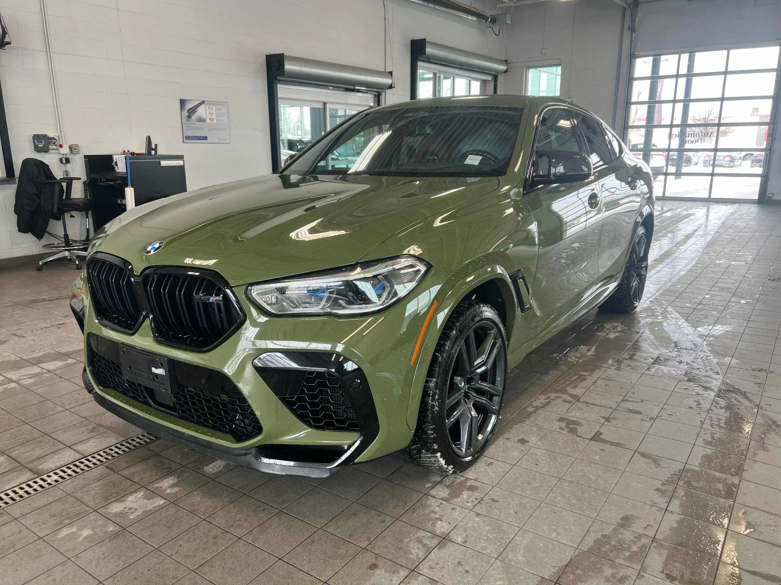 BMW X6 M COMPETITION * ОБДУХВАНЕ * BOWERS AND WILKINS, снимка 5 - Автомобили и джипове - 54731092