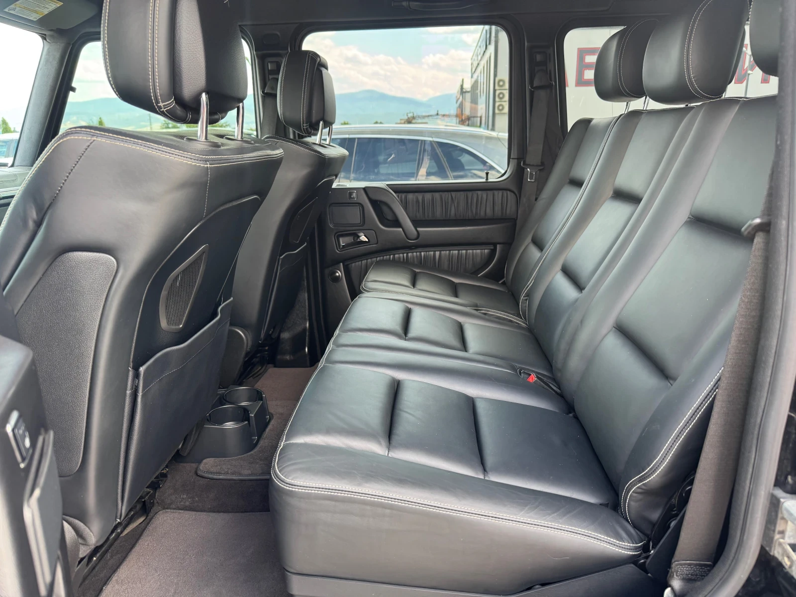 Mercedes-Benz G 63 AMG DESIGNO 89000km!!!, снимка 11 - Автомобили и джипове - 55263959