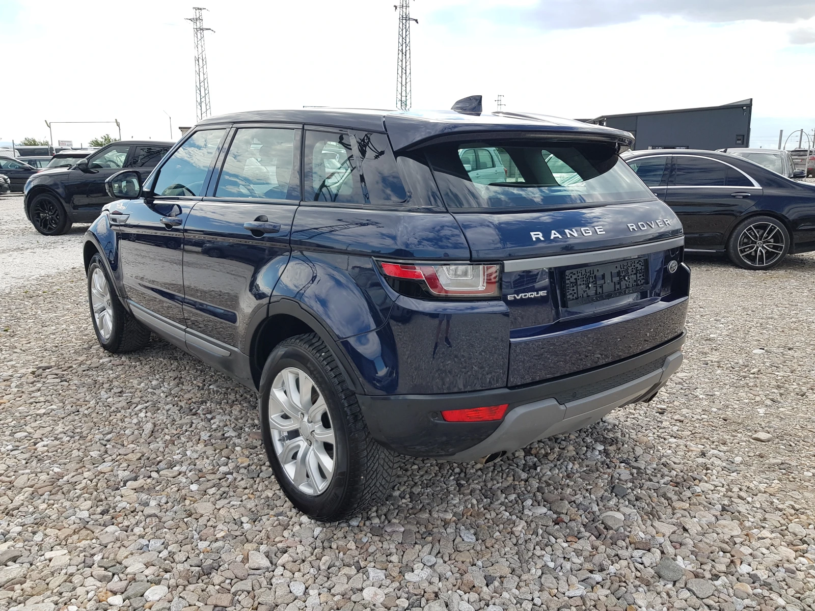 Land Rover Range Rover Evoque АВТОМАТИК 2.0D-150 к.с./09/2017 г. , снимка 7 - Автомобили и джипове - 55265638