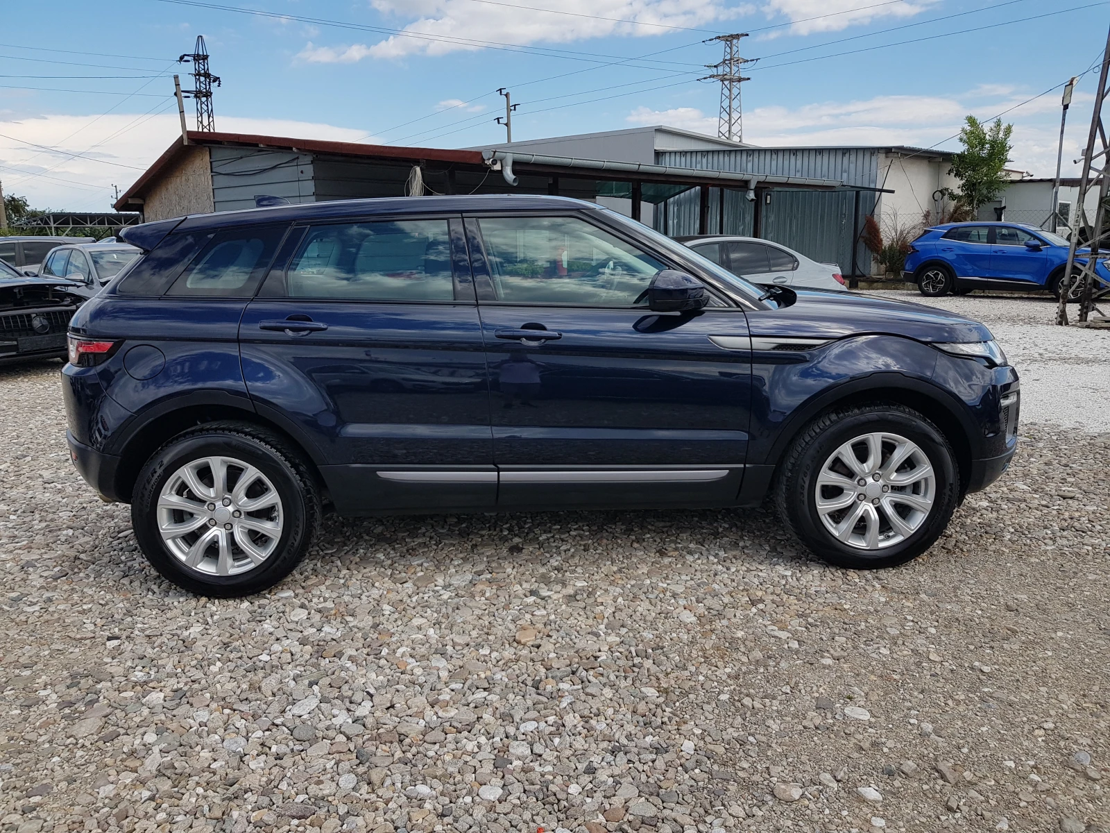 Land Rover Range Rover Evoque АВТОМАТИК 2.0D-150 к.с./09/2017 г. , снимка 4 - Автомобили и джипове - 55265638