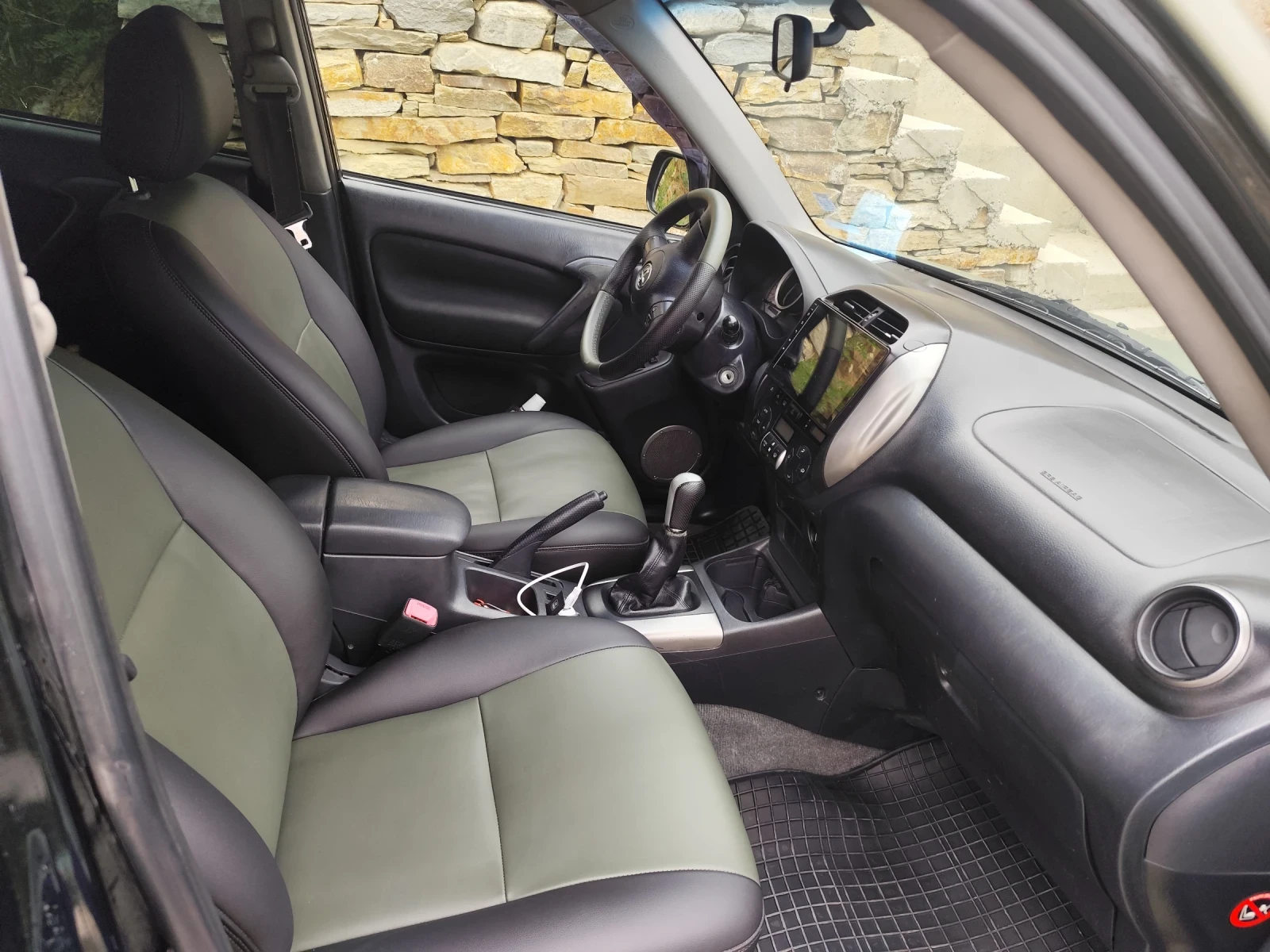 Toyota Rav4, снимка 4 - Автомобили и джипове - 55419639