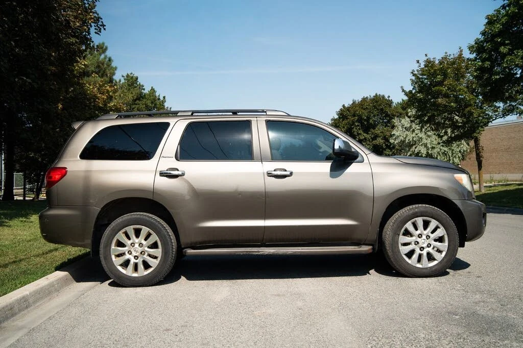 Toyota Sequoia PLATINUM* 5.7* JBL* КОЖА* ШИБИДАХ* КРАЙНА ЦЕНА, снимка 4 - Автомобили и джипове - 55530517