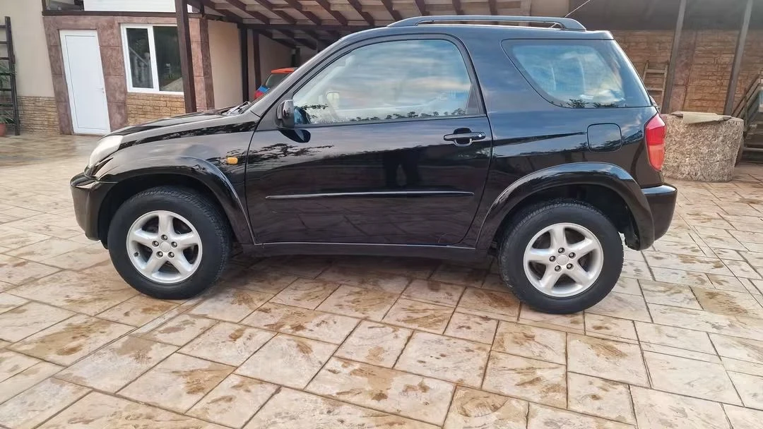 Toyota Rav4 2.0i-16V-150k.c= 4?4= , снимка 6 - Автомобили и джипове - 55804402
