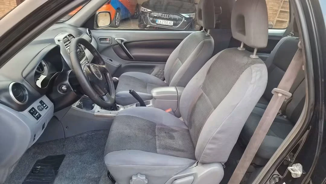 Toyota Rav4 2.0i-16V-150k.c= 4?4= , снимка 9 - Автомобили и джипове - 55804402
