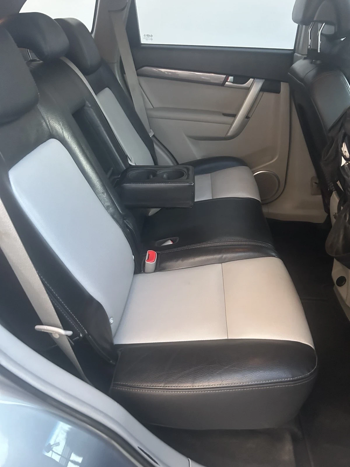 Chevrolet Captiva, снимка 5 - Автомобили и джипове - 56016824