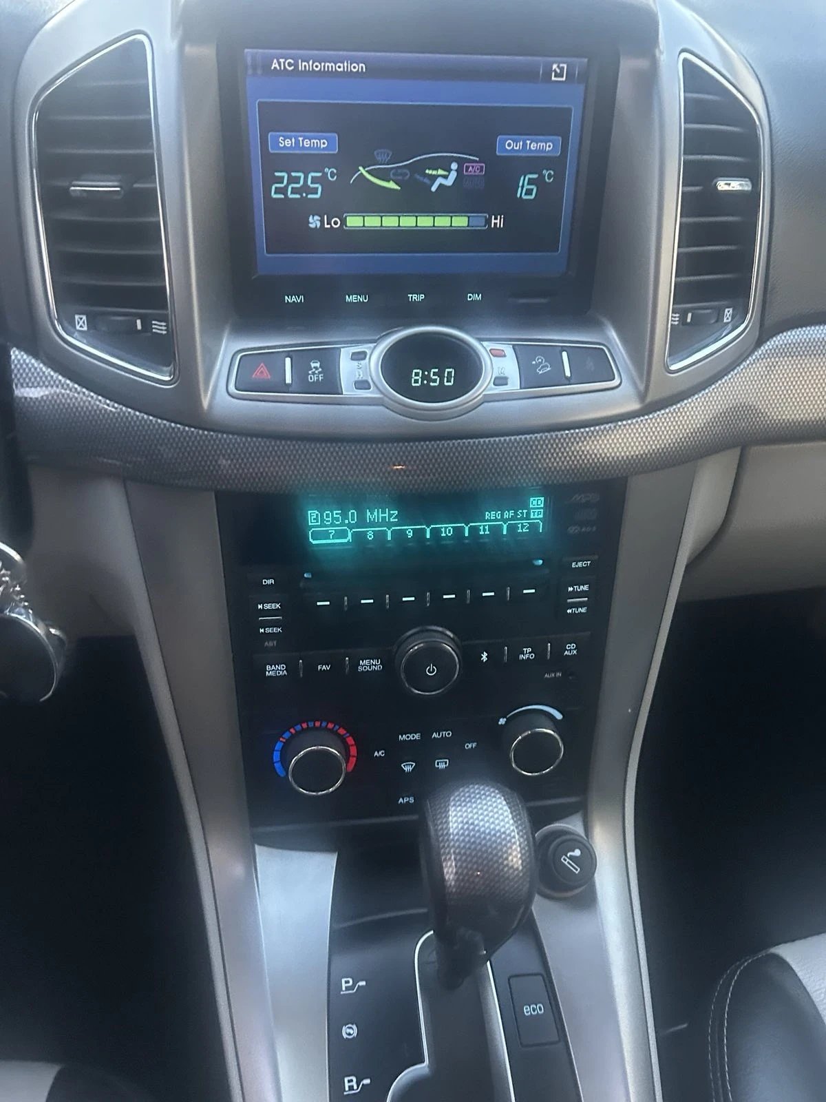 Chevrolet Captiva, снимка 6 - Автомобили и джипове - 56016824