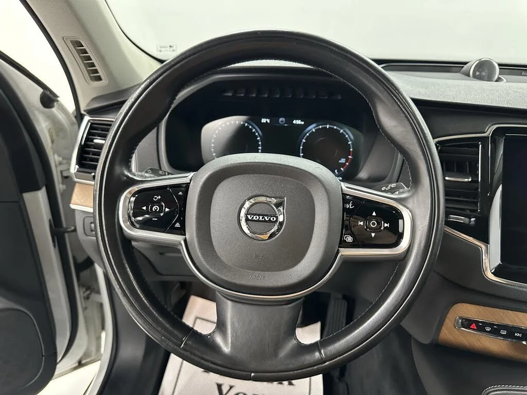 Volvo Xc90 T6 Inscription * Панорама * АвтоКредит(ЦЕНА ДО БГ), снимка 15 - Автомобили и джипове - 56202193