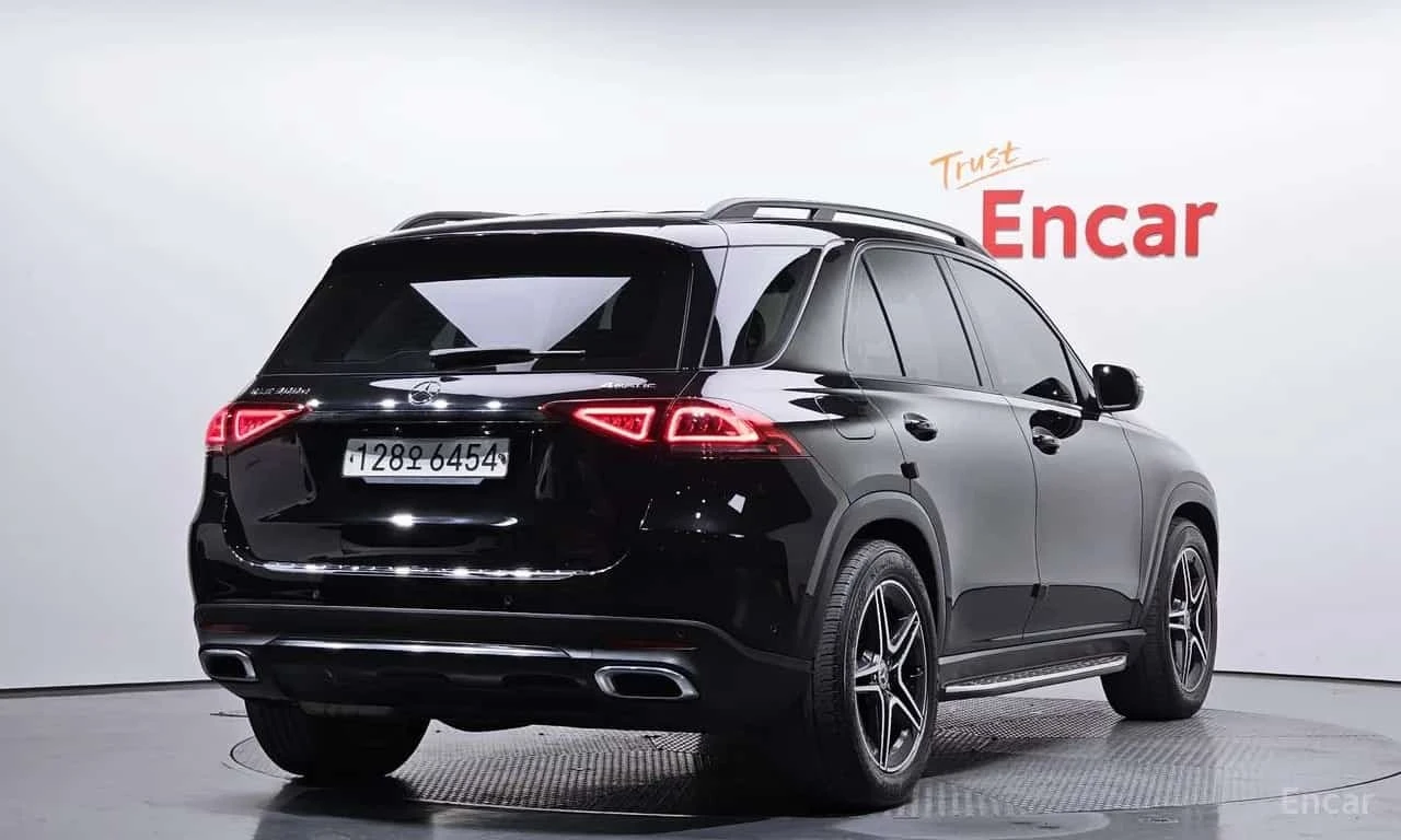 Mercedes-Benz GLE 300 d * 4MATIC * DRIVER ASSIST PKG * , снимка 2 - Автомобили и джипове - 56248486