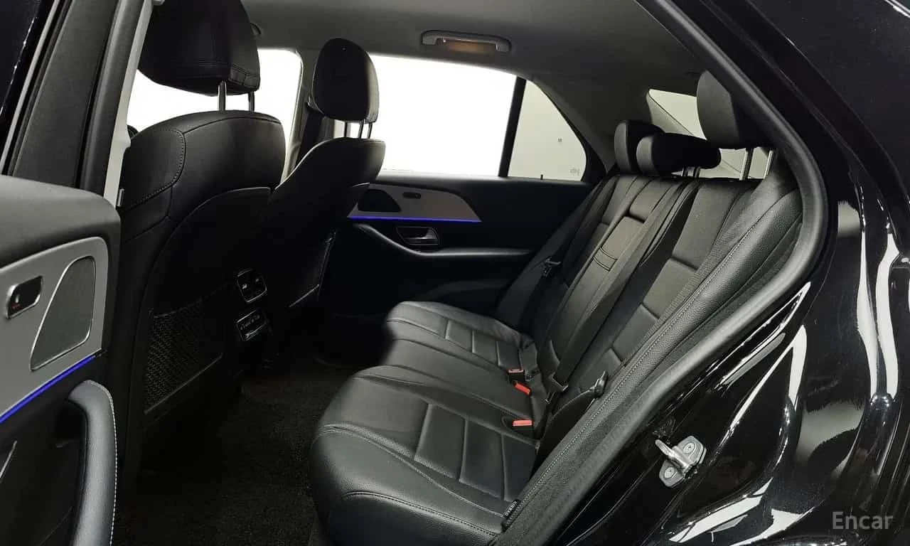 Mercedes-Benz GLE 300 d * 4MATIC * DRIVER ASSIST PKG * , снимка 12 - Автомобили и джипове - 56248486