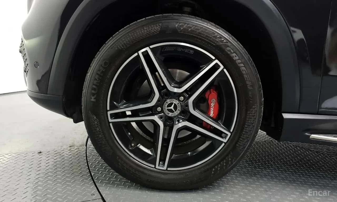 Mercedes-Benz GLE 300 d * 4MATIC * DRIVER ASSIST PKG * , снимка 5 - Автомобили и джипове - 56248486