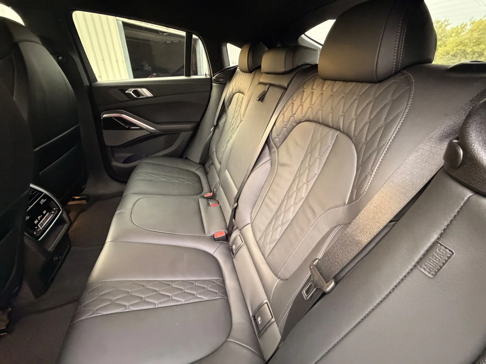 BMW X6 40d/xDrive/M-SPORT/INDIVIDUAL/SHADOW PACK/MASS/ | Mobile.bg � ����������� 11