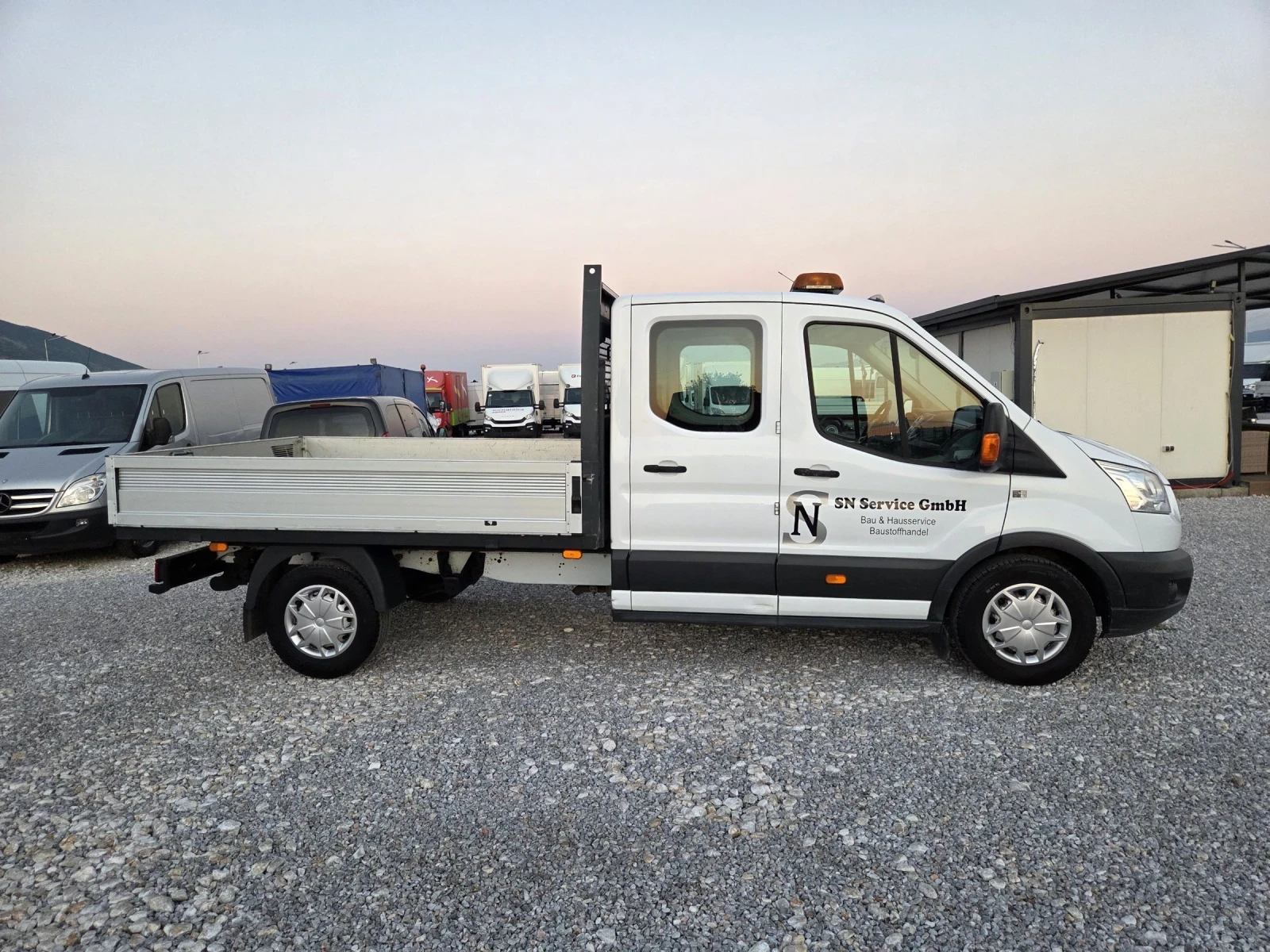 Ford Transit 2.0 TDCi, 7 местен, Климатик, Бордови, ЕВРО 6 - изображение 6