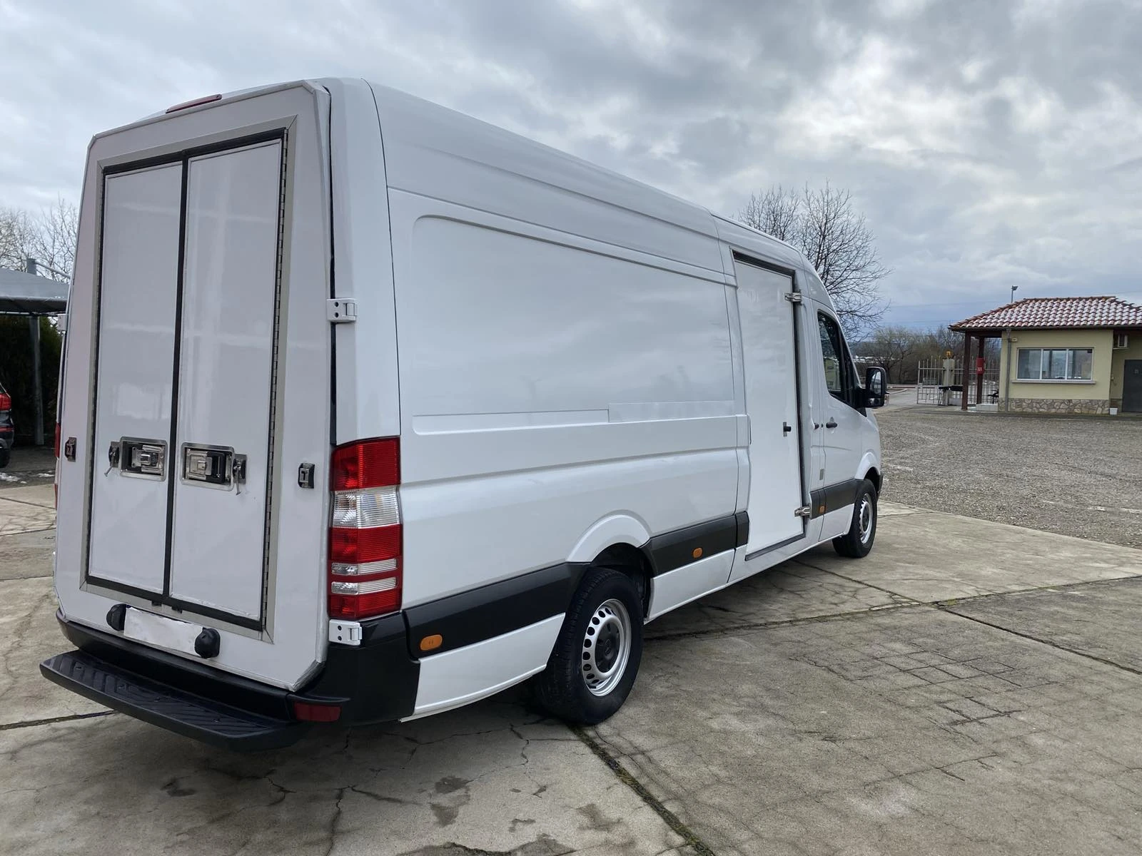 Mercedes-Benz Sprinter 313 с агрегат CARRIER XARIOS - изображение 3