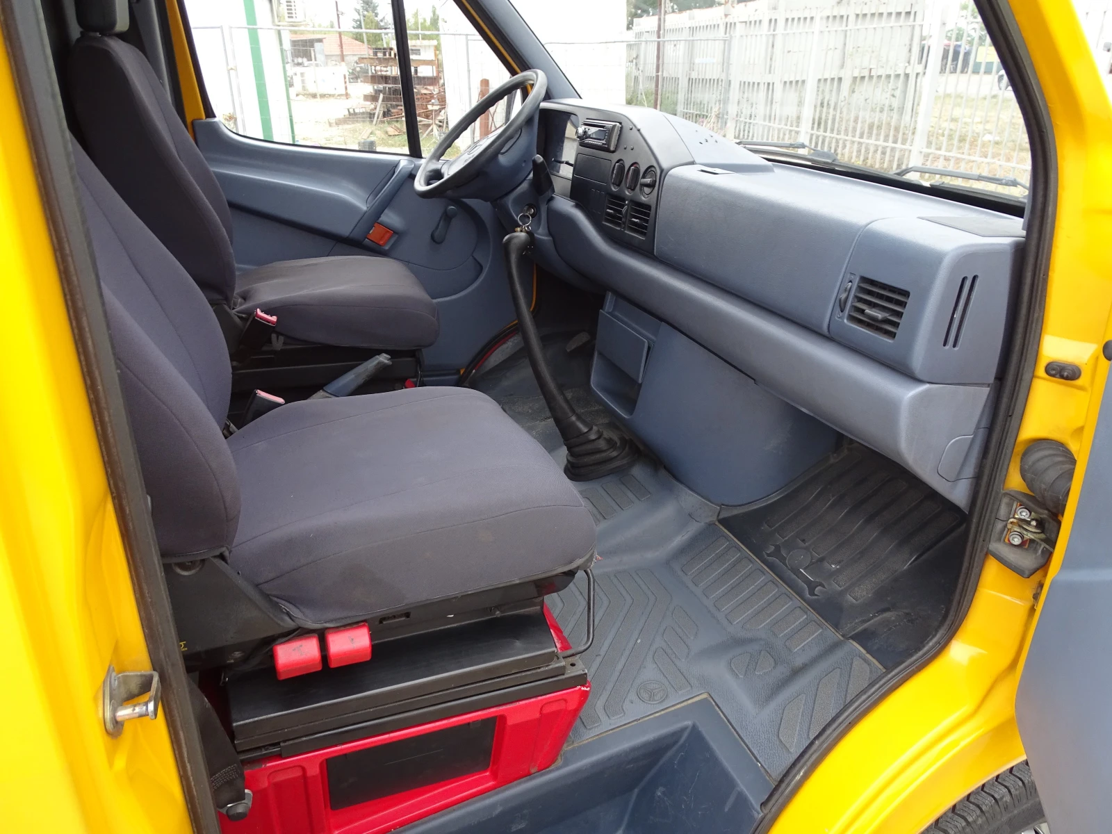 Mercedes-Benz Sprinter 312 D - изображение 10