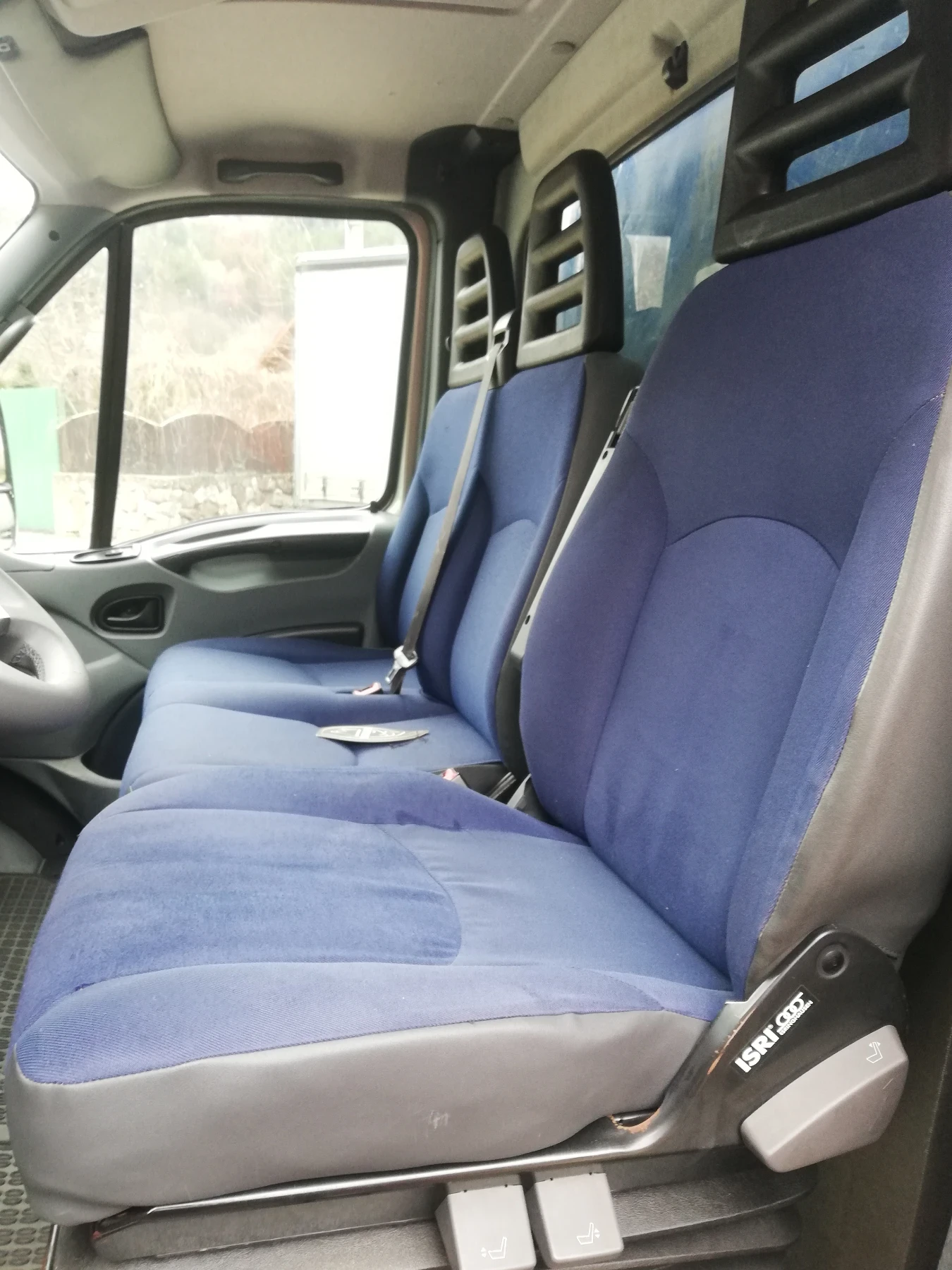 Iveco Daily, снимка 5 - Бусове и автобуси - 55743231