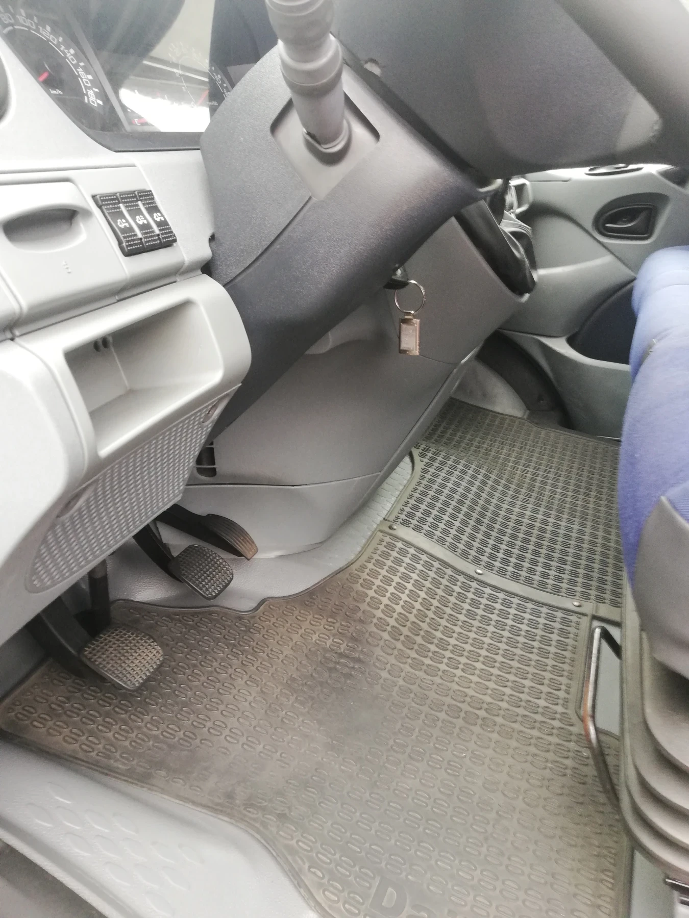 Iveco Daily, снимка 4 - Бусове и автобуси - 55743231