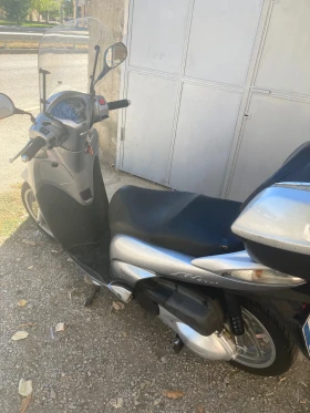 Honda Sh ABS, снимка 7