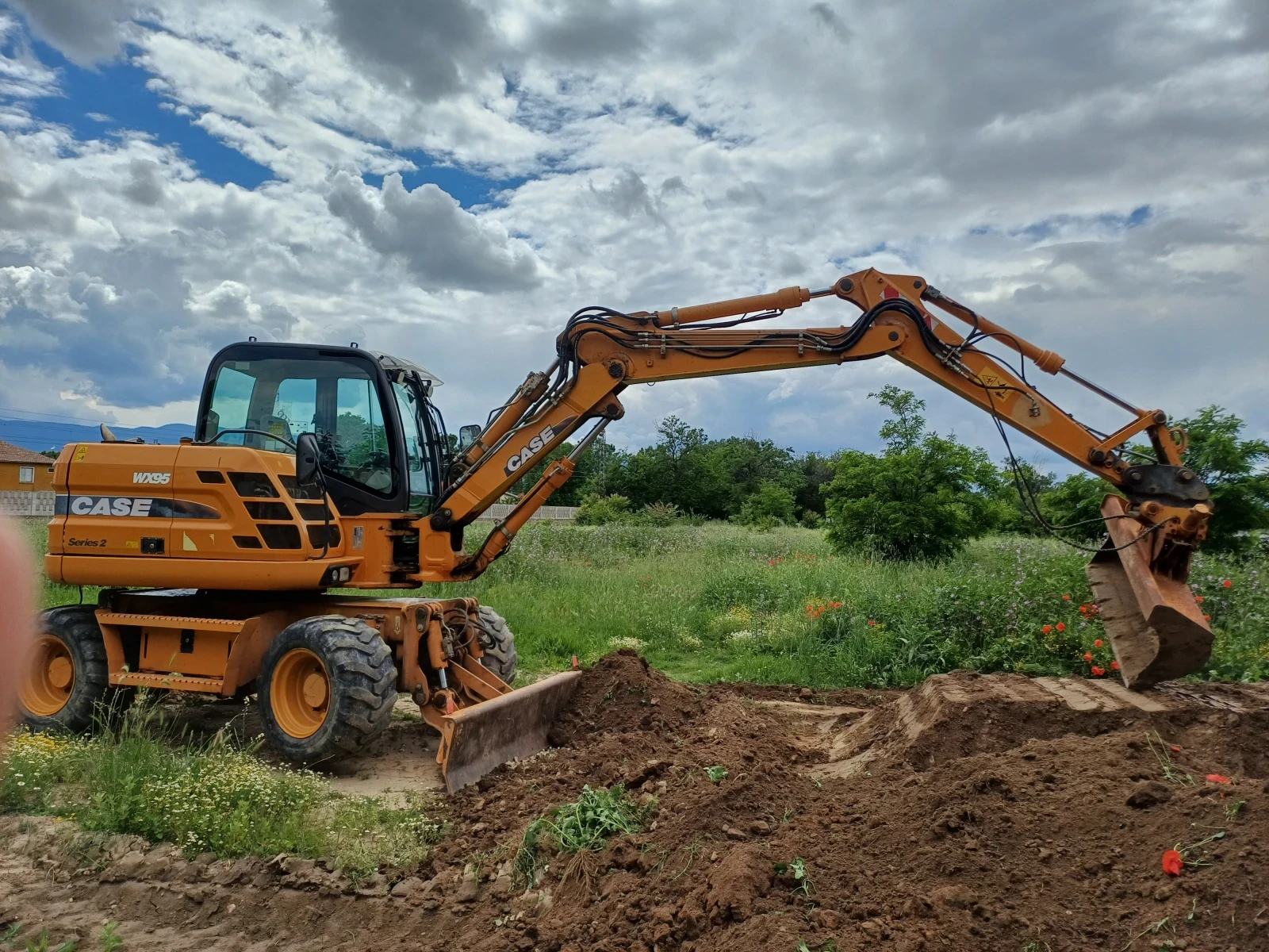  Case WX95  | Mobile.bg   1