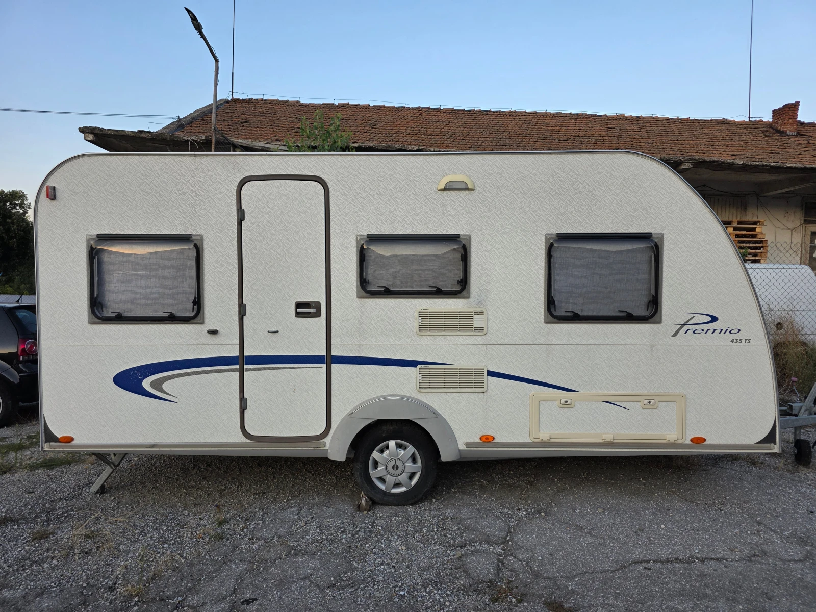 Каравана Burstner 435TS - изображение 5