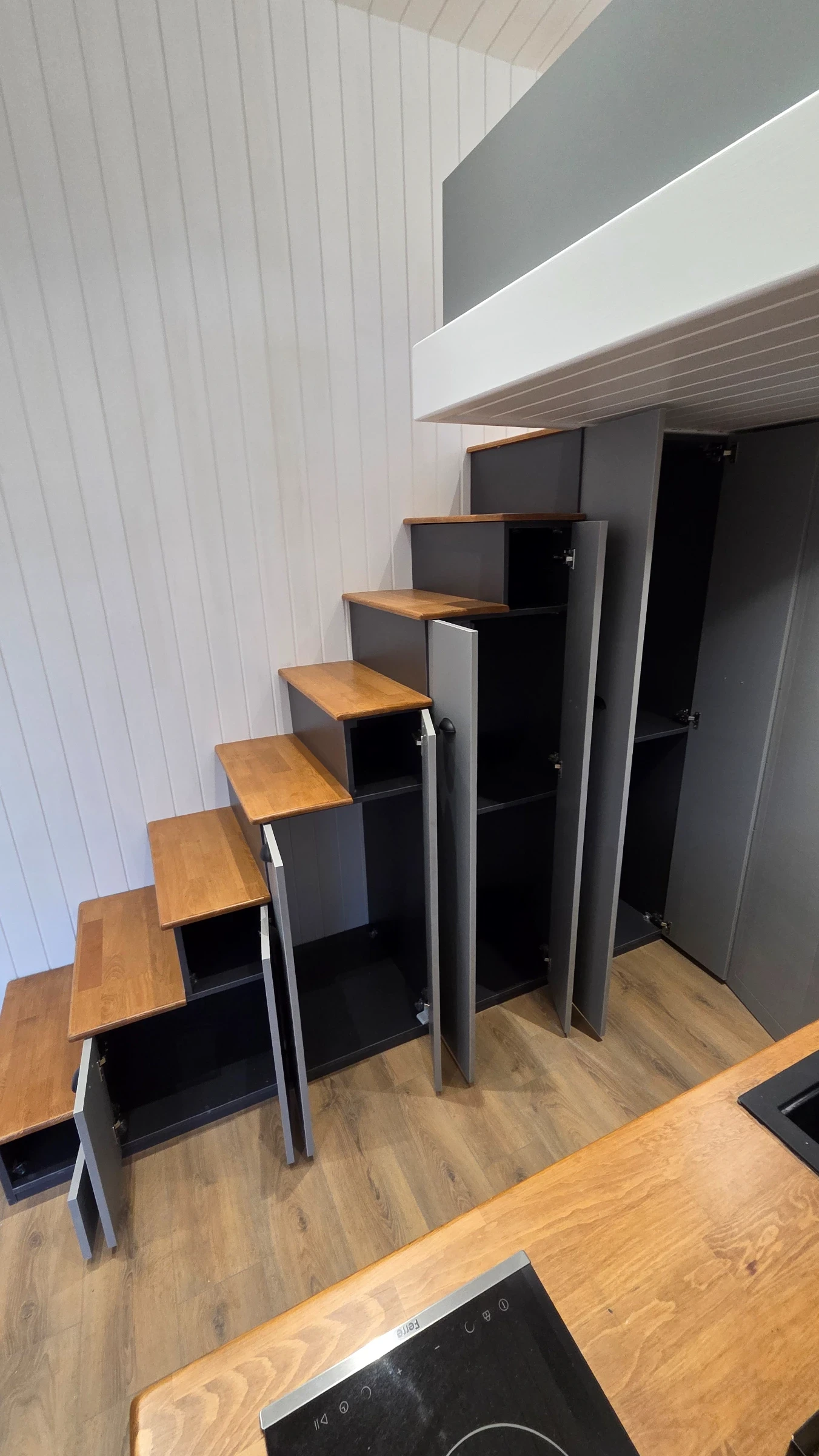 �������� ������ ����-������� ���� ���! | Mobile.bg � ����������� 16