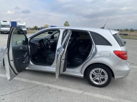 Mercedes-Benz B 180, снимка 4