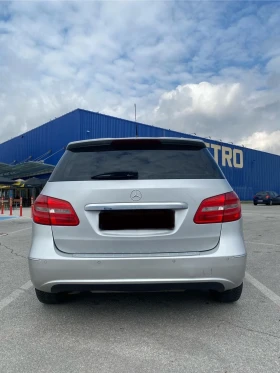 Mercedes-Benz B 180, снимка 5