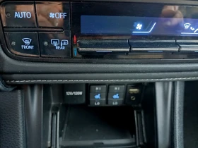 Toyota Auris 1.2i, снимка 11