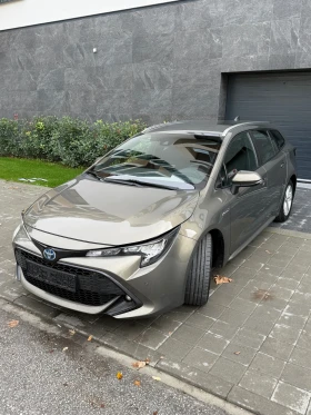 Toyota Corolla 1.8 Hybrid СЕРВИЗНА ИСТОРИЯ